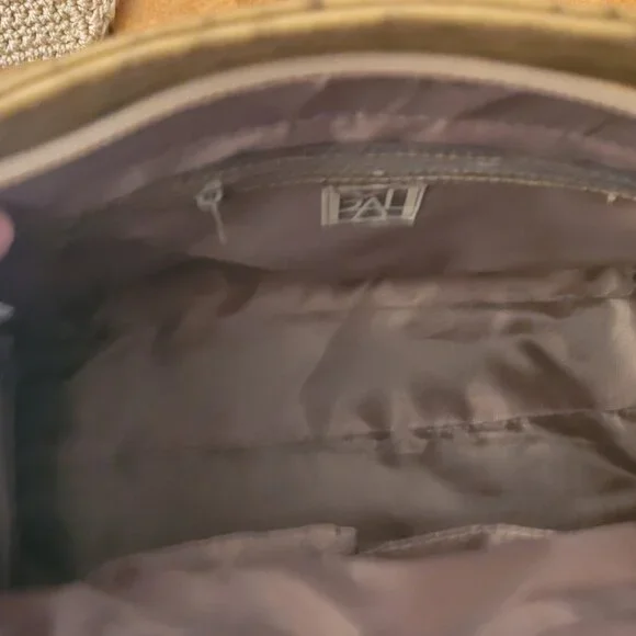 Tan Ostrich Embossed Handbag - New with Tags - Picture 2 of 4